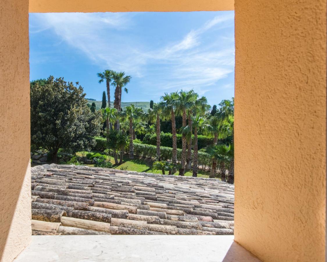 Ulivo Blu Holiday Homes カステッランマーレ・デル・ゴルフォ エクステリア 写真