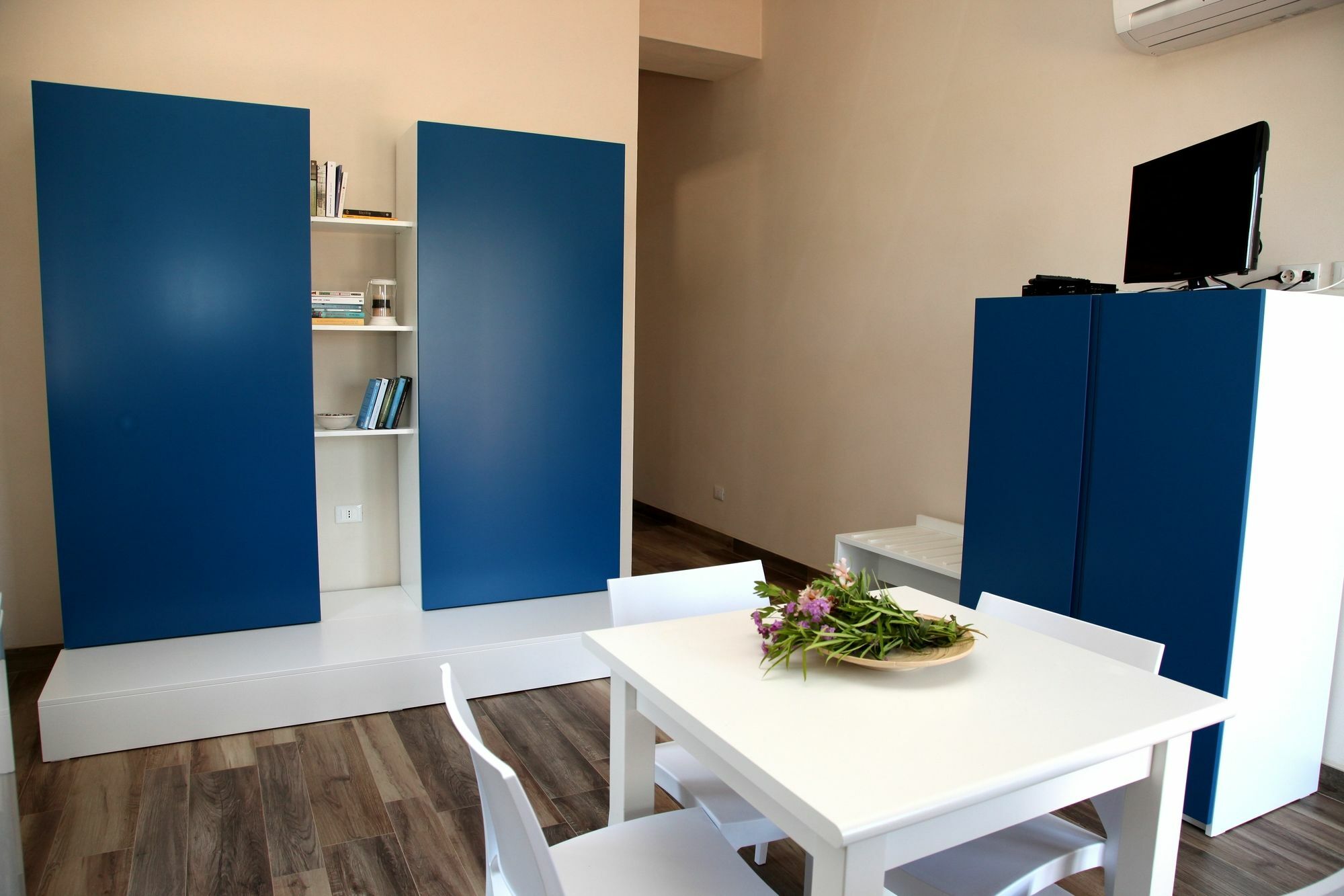 Ulivo Blu Holiday Homes カステッランマーレ・デル・ゴルフォ エクステリア 写真